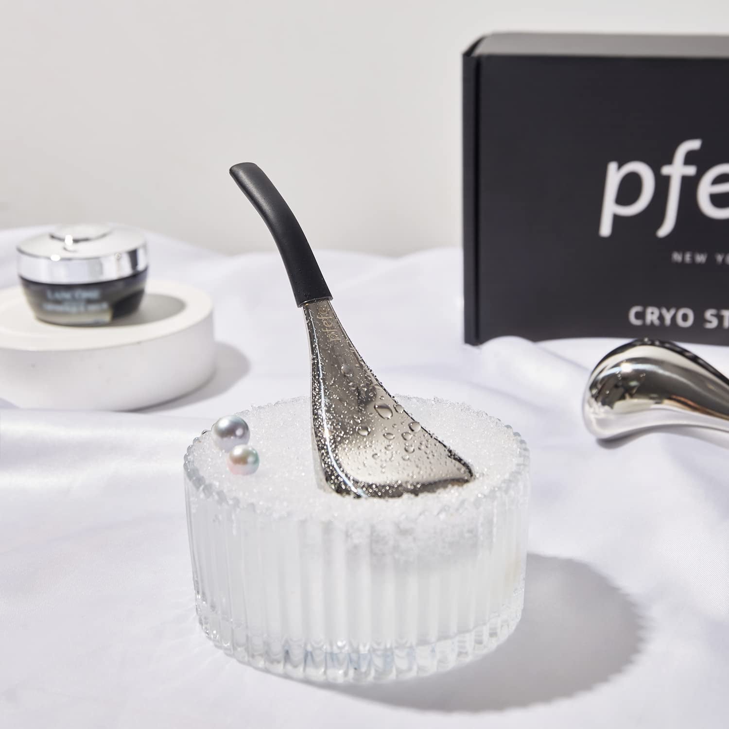 Stainless Steel Ice Globes Facial Massager for Skin